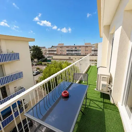 Riviera Escape - Balcony - Air Conditioning - Private Parking